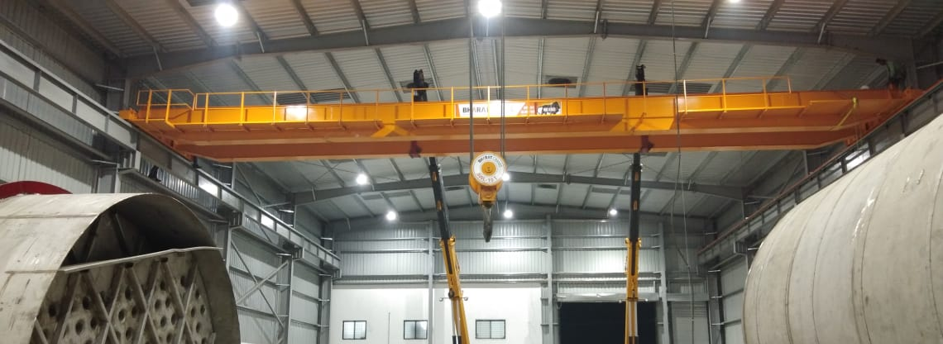 Double girder EOT Crane