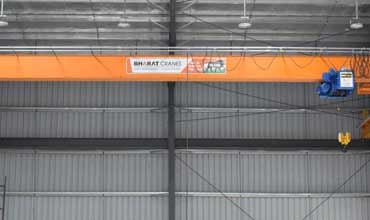 Advanced EOT crane manufacturer in Pune, enhancing workplace productivity.